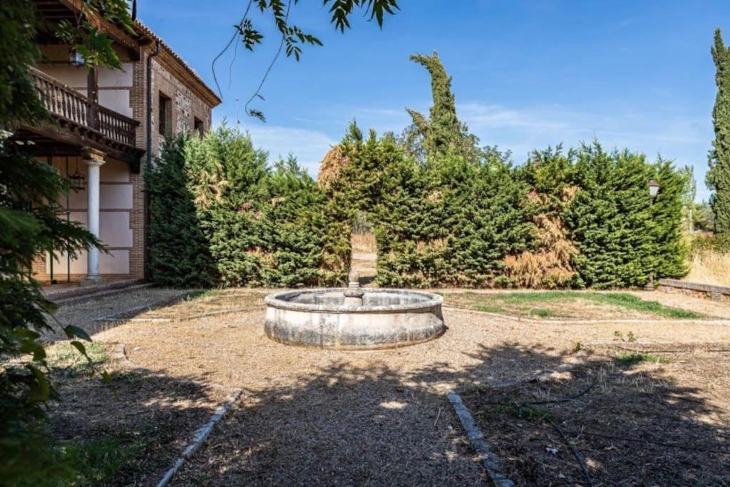 Casa Palacio Toledo Puy Du Fou Экстерьер фото
