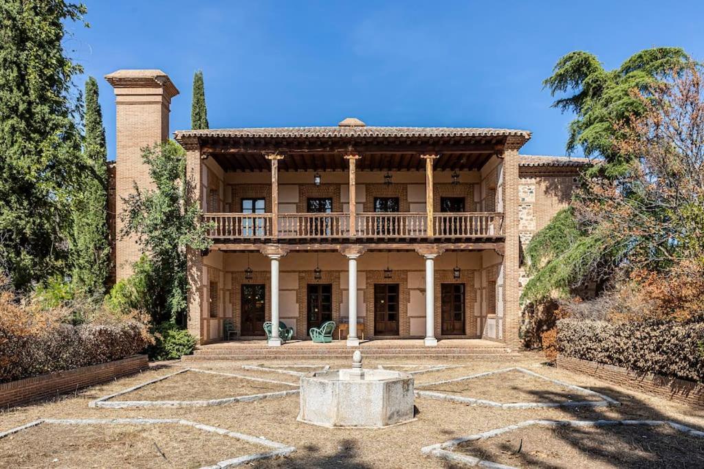 Casa Palacio Toledo Puy Du Fou Экстерьер фото