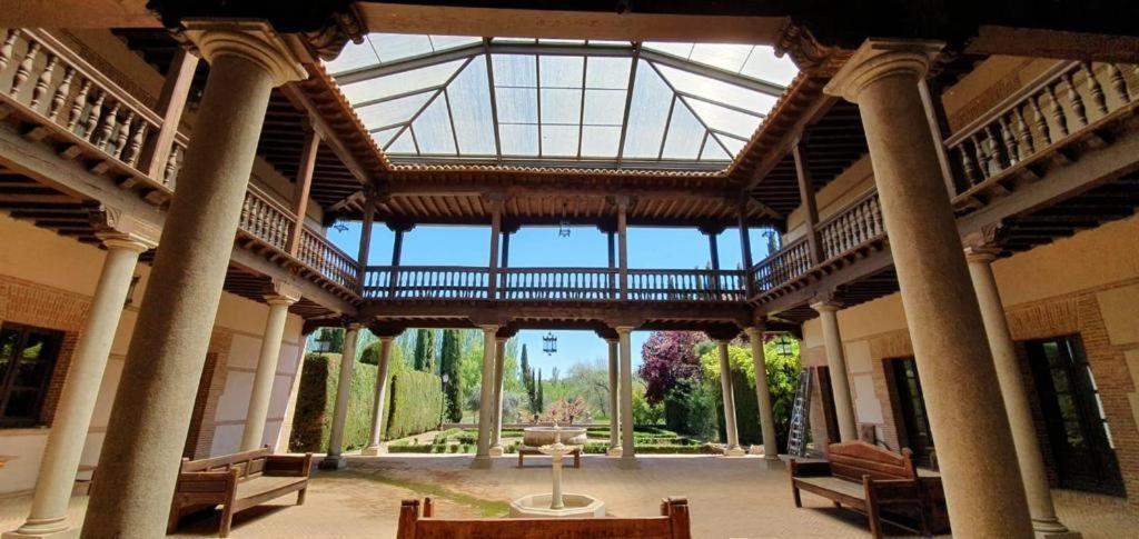 Casa Palacio Toledo Puy Du Fou Экстерьер фото